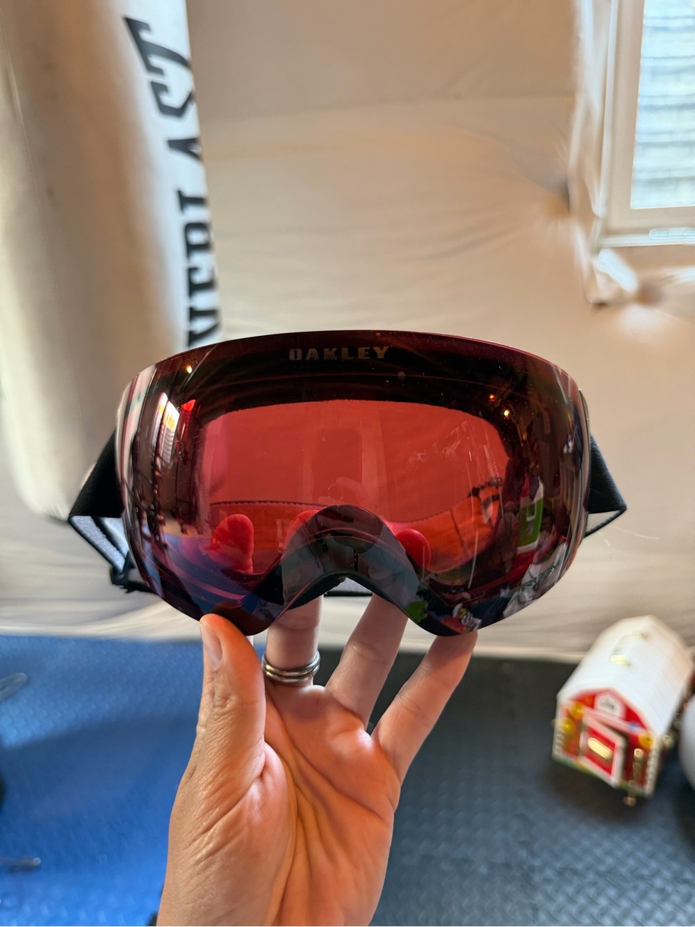 Oakley Red Lens Ski Goggles